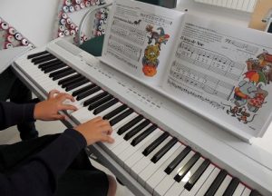 Clases de piano en HBS