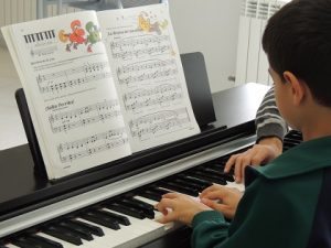 Piano en el Colegio Humanitas Tres Cantos