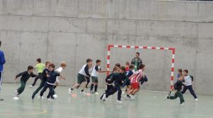 Calentamiento en la extraescolar de fútbol