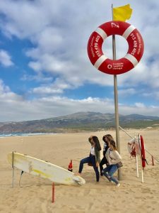 Diversión en las playas de Portugal de alumnos de 2º de Bachillerato