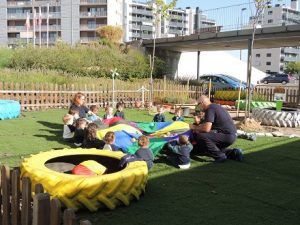 Los alumnos de Nursery 1 asisten a clases de Psicomotricidad