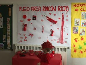 Aprendemos el color rojo en 1º de Infantil