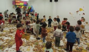 Celebramos la fiesta del otoño en Nursery 1 y 2.