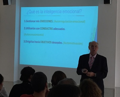 Escuela de padres: ponencia sobre Inteligencia emocional.