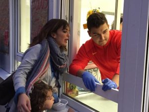 Bar solidario en favor de la Fundación Aladina.