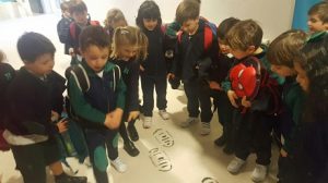Proyecto Fly me to the moon en 3º Infantil.