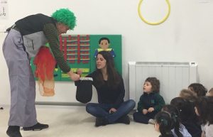 Visita de Mister clown a los alumnos de 1º de Infantil. 