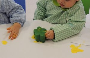 Trabajando el amarillo en Nursery 1