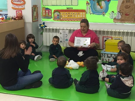 Asamblea en Nursery 1.