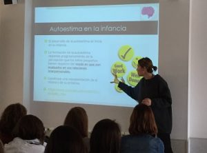 Ponencia sobre cómo desarrollar la autoestima en nuestros hijos.