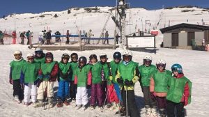 Pruebas de nivel en la nieve de nuestros alumnos humanitas. 