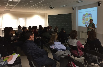Ponencia sobre Neuropsicología y aprendizaje en Espacio para padres.