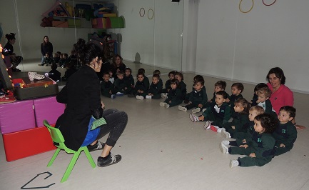 Cuentacuentos en Nursery 1 y 2