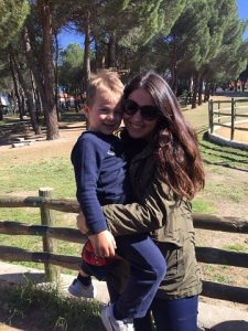 2ºy 3º de Infantil disfrutan de la naturaleza en la granja. 