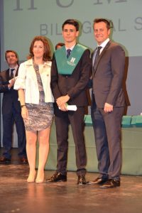 GRADUACIÓN I PROMOCIÓN DE ALUMNOS HUMANITAS DE BACHILLERATO
