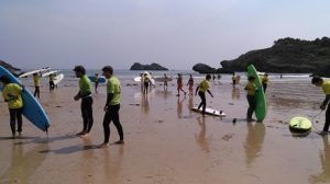 Los alumnos de 6º disfrutan del mar y la naturaleza en Asturias.