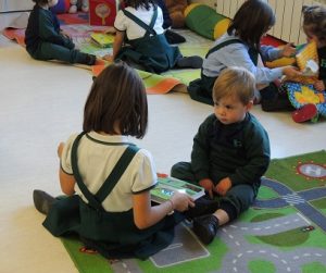 Big brother literario entre 3º de Infantil y Nursery.