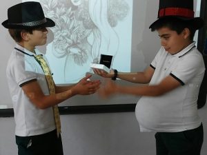 ENSAYANDO THE CANTERVILLE GHOST en 4º de Primaria. 