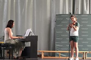 Exhibición de extraescolares en H.B.S.