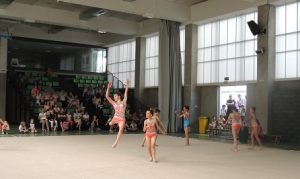 Exhibición de extraescolares en H.B.S.