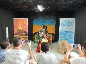 Exhibición de extraescolares en H.B.S.