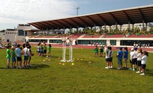ALUMNOS DE PRIMARIA EN LAS MINI OLIMPIADAS DE TRES CANTOS.