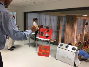 Exhibición de Rítmica y feria del Summer Camp. 