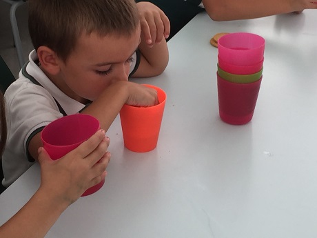 Los alumnos de 3º de Infantil han tomado el té.