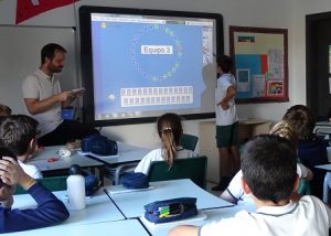 Aprendiendo con el juego de Pasapalabra en 6º. 