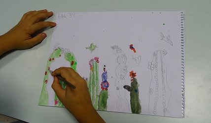 Dibujando cactus en 3º de Primaria.