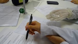 Aprender a preparar disoluciones en 1º de Bachillerato. 