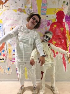 Los alumnos y profesores de H.B.S. celebran Hallowe'en 2017