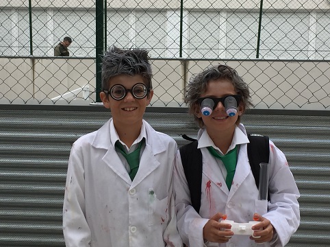 Los alumnos y profesores de H.B.S. celebran Hallowe'en 2017