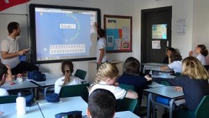Aprendiendo con el juego de Pasapalabra en 6º. 