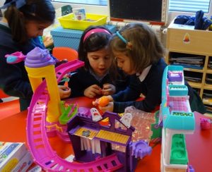 DÍA DEL JUGUETE EN INFANTIL