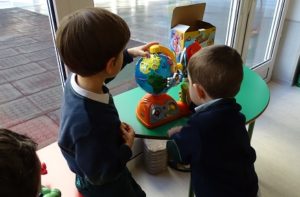 DÍA DEL JUGUETE EN INFANTIL