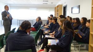 Ponencia sobre inversión en bolsa a alumnos de 1º de Bachillerato