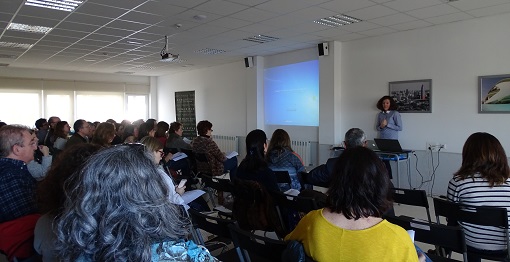 Ponencia sobre Habilidades psicológicas para orientar profesionalmente a tu hijo.