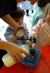 Taller de invierno con colorantes naturales en Nursery 1