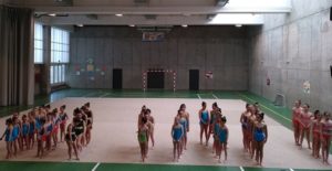 Exhibición de gimnasia rítmica en HBS