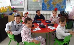 Chulapos y chulapas en Infantil