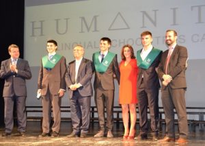 Graduación de los alumnos de 2º de Bachillerato en la Casa de la Cultura de Tres Cantos