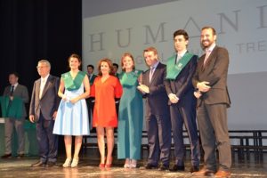 Graduación de los alumnos de 2º de Bachillerato en la Casa de la Cultura de Tres Cantos