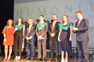 Graduación de los alumnos de 2º de Bachillerato en la Casa de la Cultura de Tres Cantos
