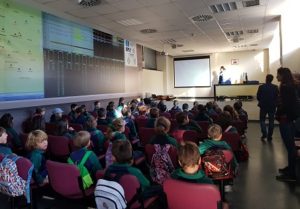Alumnos de 2º de Primaria visitan las instalaciones de la Policía Municipal de Madrid