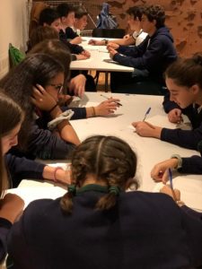 Actividad de creatividad literaria en 2º de ESO en CaixaForum