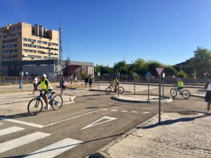 Cursillo de educación vial a los alumnos de 6º