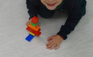 Alumnos de infantil en robótica