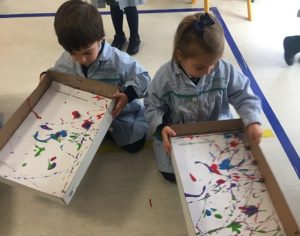 Proyecto artístico sobre Pollock en 1º de Infantil