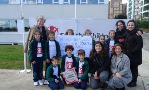 Carrera Solidaria Save de Children en Primaria